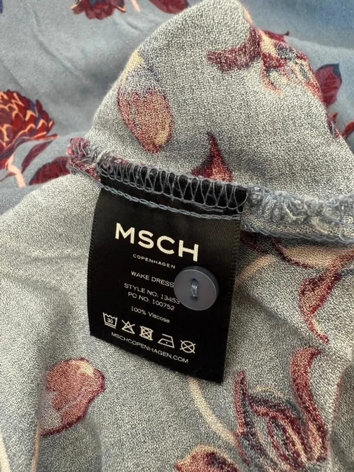 Magnifique robe MSCH Coppenhaegen à fleurs taille S - photo numéro 11