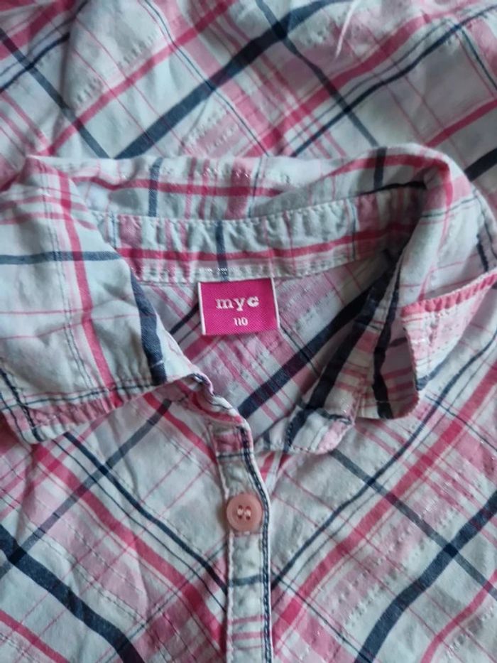 Jolie robe taille 5 ans - photo numéro 3