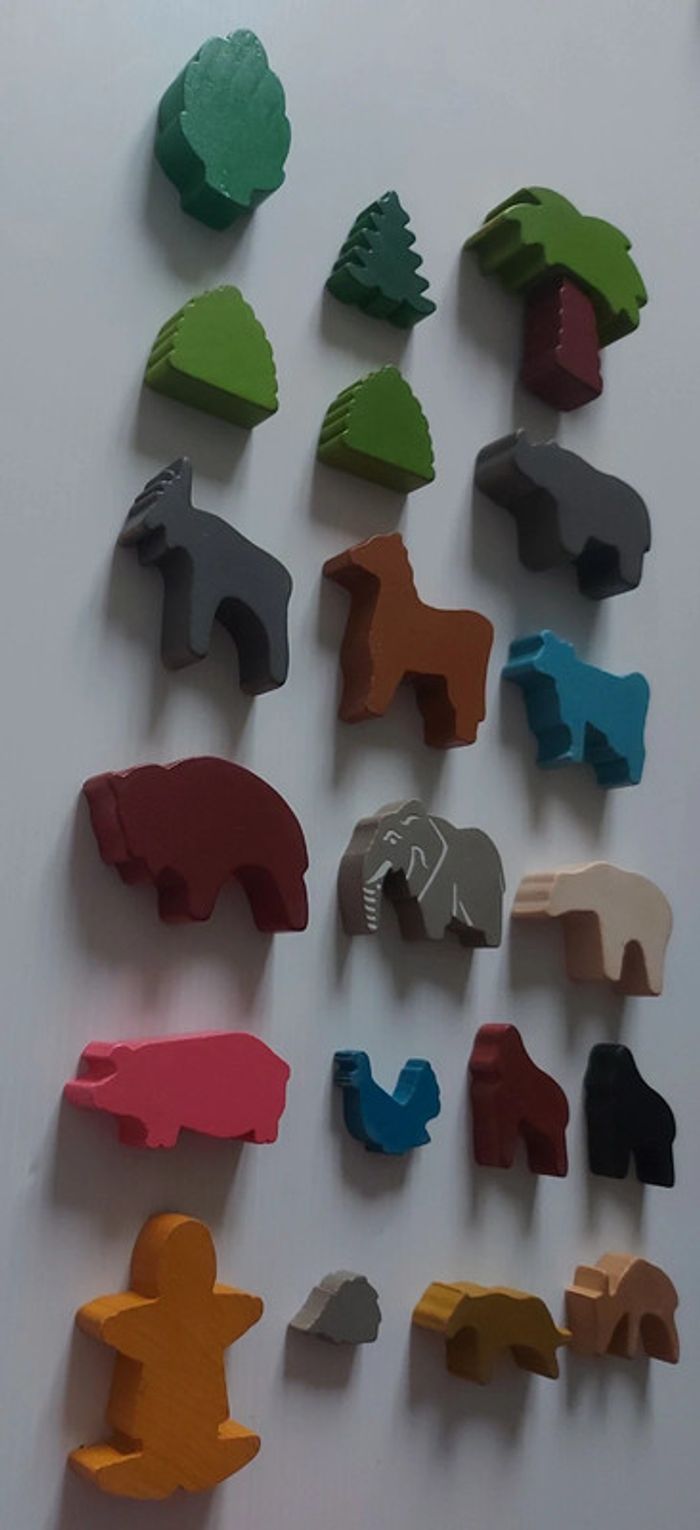 Lot de 20 pièces en bois : 5 arbres, 14 animaux et 1 personnage - photo numéro 5