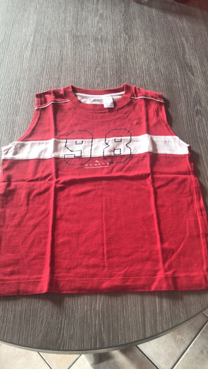 Décathlon by domyos t shirt taille 6 ans