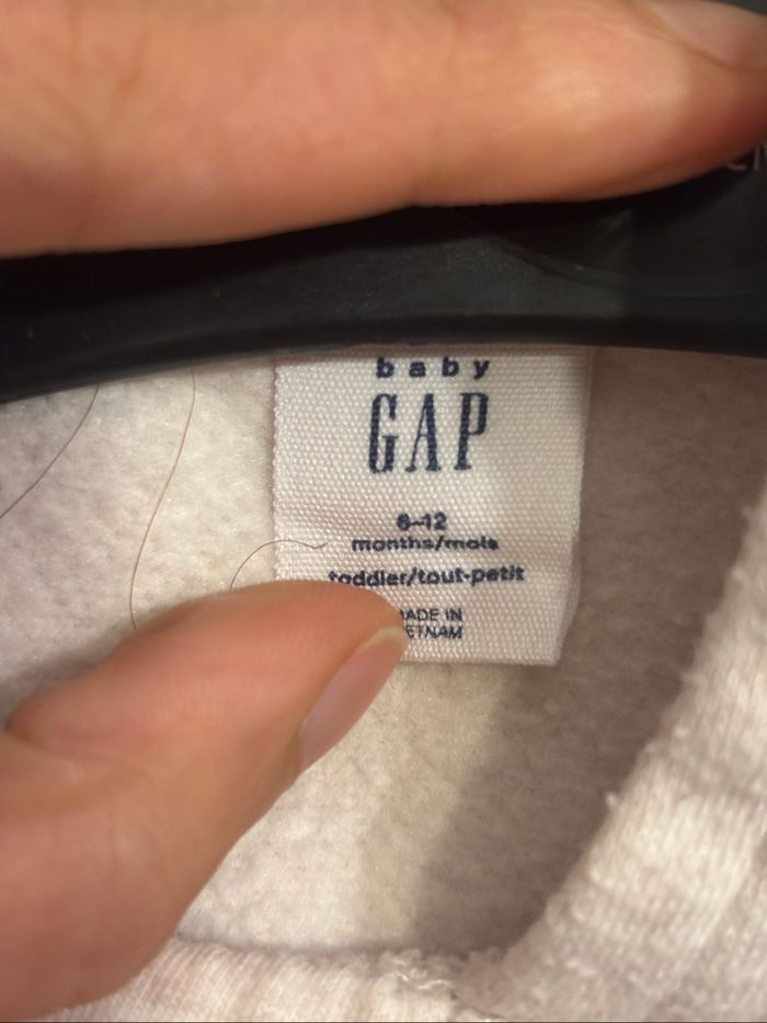Pull à capuche GAP - photo numéro 3