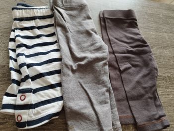 Lot de 3 leggings taille 6 mois
