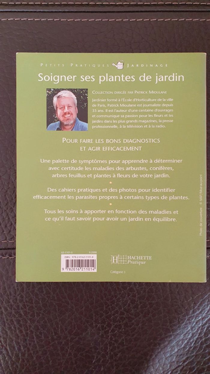 Livre " Soigner ses plantes de jardin " de chez Hachette pratique - photo numéro 3