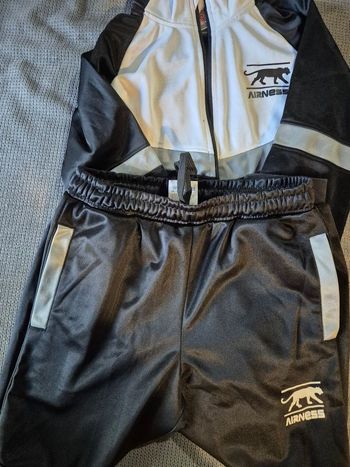 Survêtement airness 10 ans