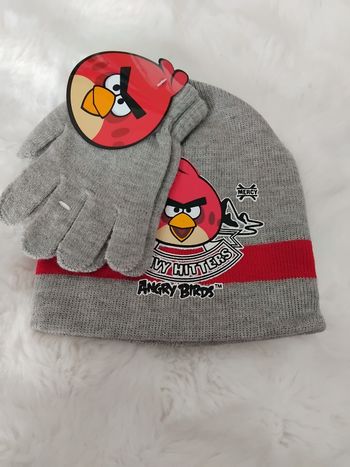 Bonnet et gants Angry birds neufs taille 54