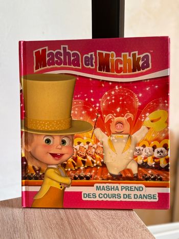 Livre Masha et Michka - Masha prend des cours de danse 