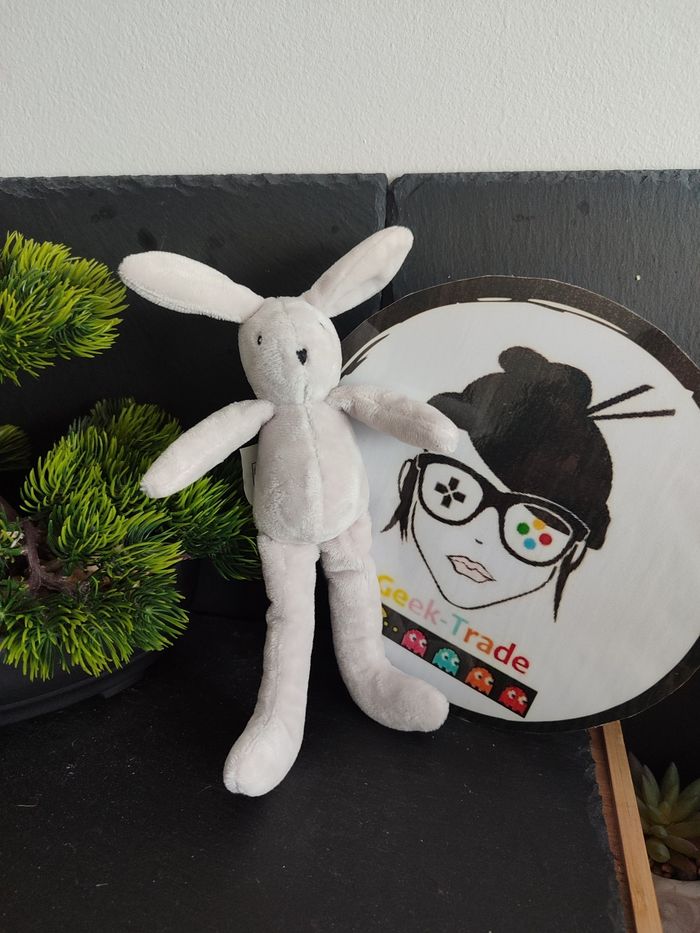 doudou petite peluche sylvain lapin moulin roty gris noir pantin DD000861