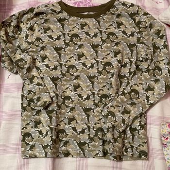 Tee shirt