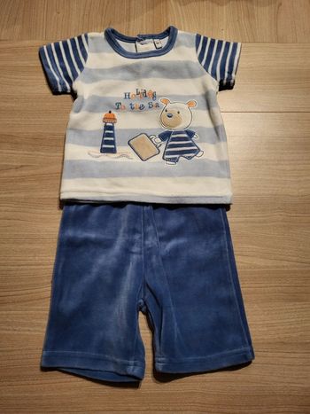 Ensemble taille 6 mois