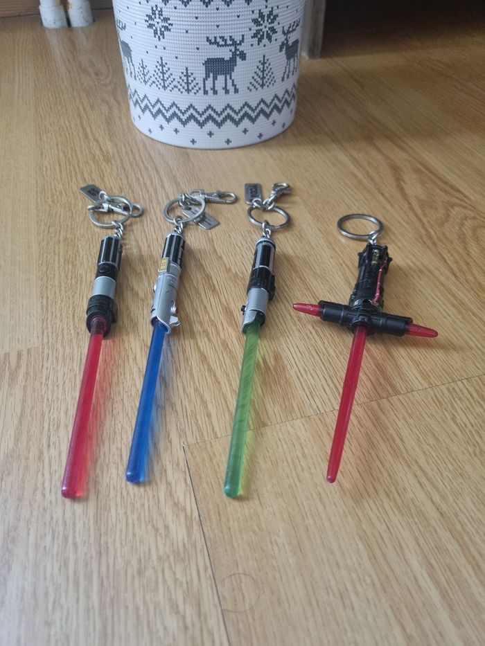 Lot de 4 porte clé Sabre StarWars - photo numéro 2