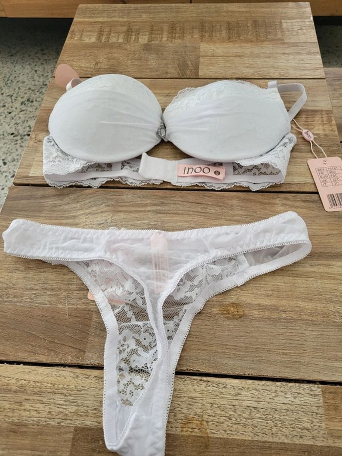 Magnifique ensemble bijoux string