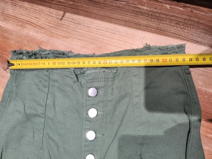 Jean pantalon jambes larges baggy vert kaki taille 38 très bon état effet effiloché sur le haut - photo numéro 4