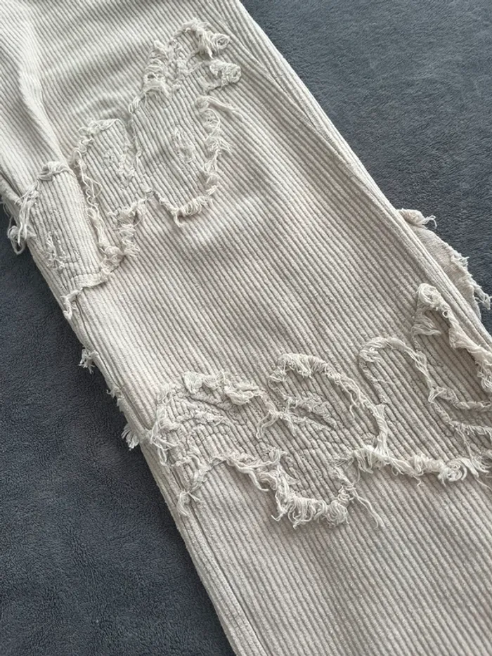 Pantalon Weyz beige T.S – Coupe droite | Style Y2K usé chic | Rare modèle - photo numéro 2
