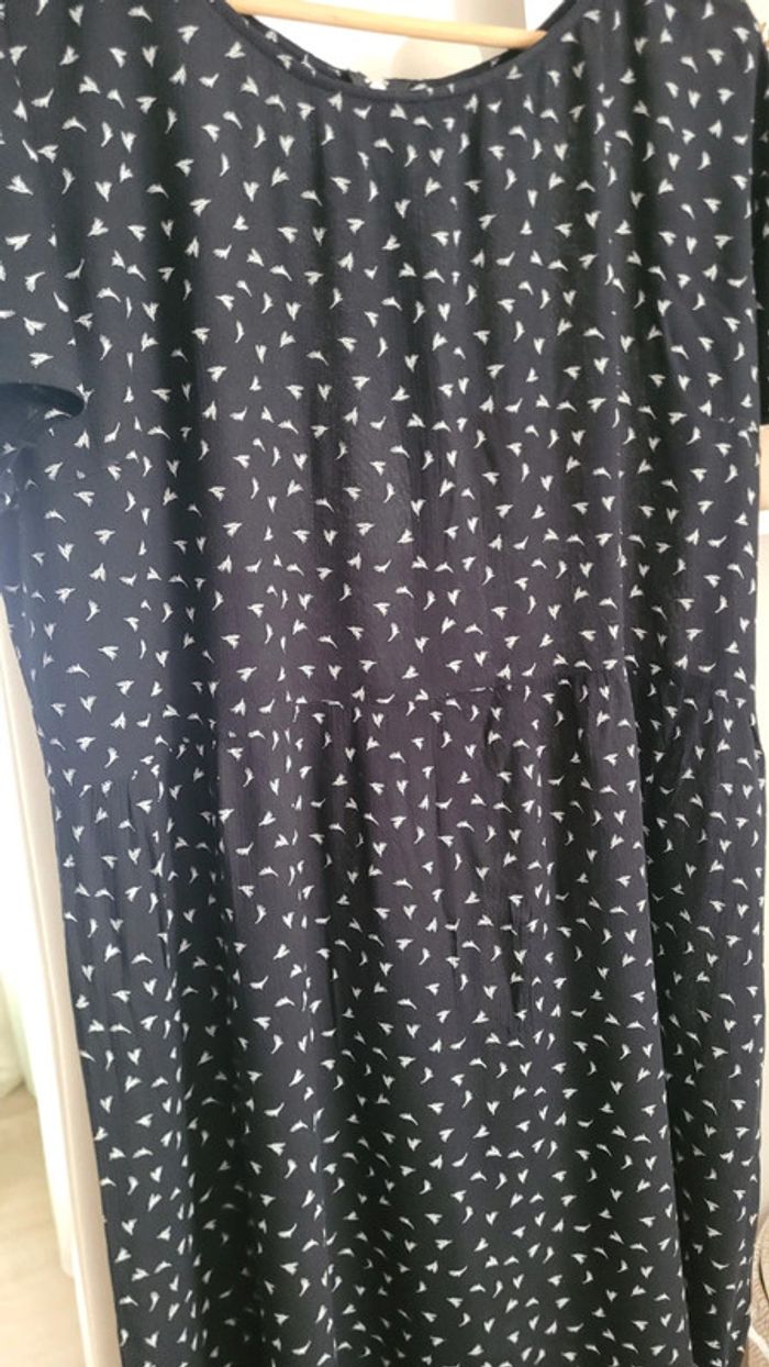 Robe Kiabi taille 46 - photo numéro 8