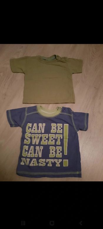 2 Tee-shirts MC 6 mois en bon état