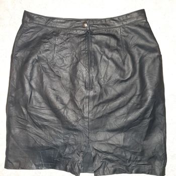Jupe en cuire taille 44
