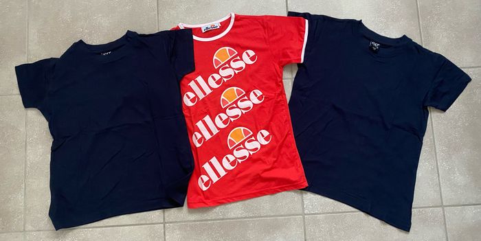 Lot de 11 t-shirts taille 10 ans - photo numéro 9