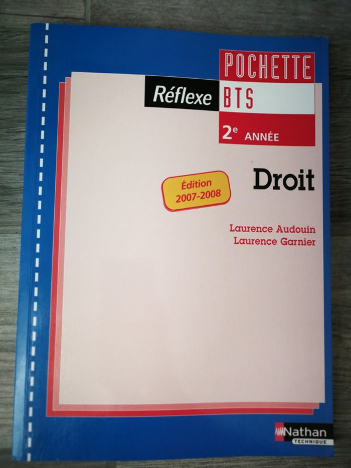 BTS 2 e année Droit , pochette Réflexe