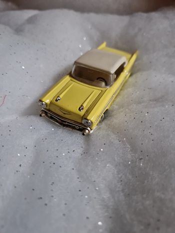 Voiture Chevrolet Bel Air 1957 – Road Signature 1:43