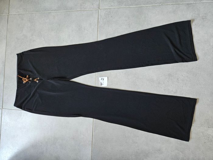 Pantalon noir taille 2