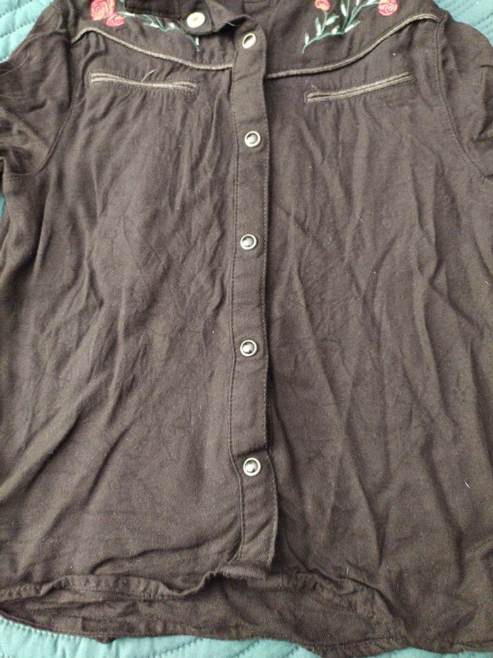 Chemise noir Kiabi 8 ans - photo numéro 3