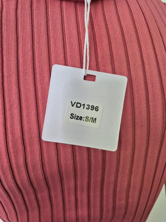 Top Court Femme Col V Vieux Rose Taille S/M - photo numéro 3