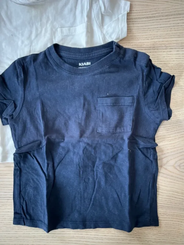 Lot de 2 T shirts Kiabi 18M - photo numéro 2