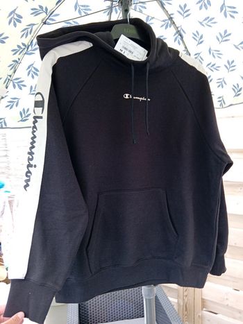 Sweats champion neuf Taille L