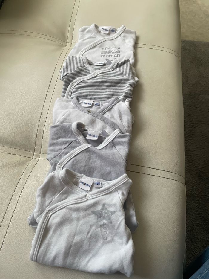 Body bebe 1 mois