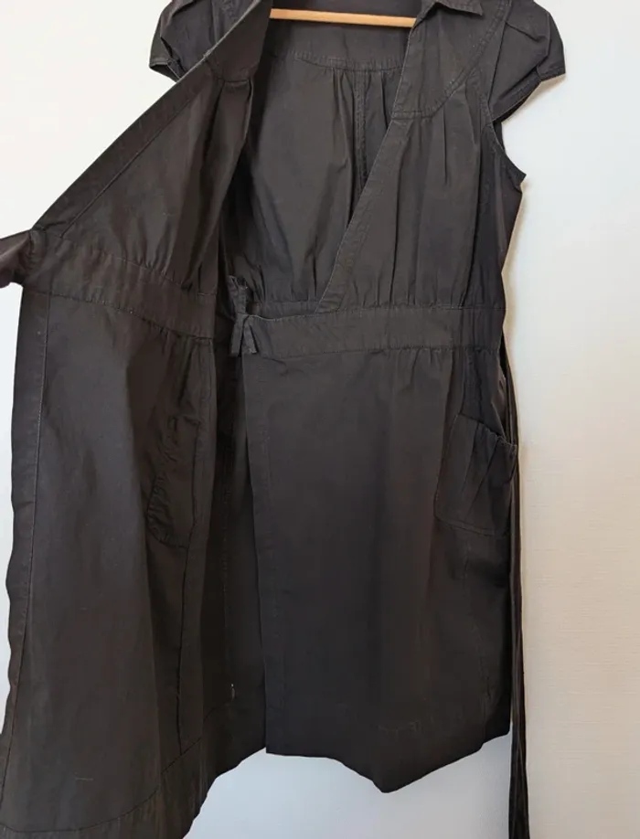 Robe noire - photo numéro 4