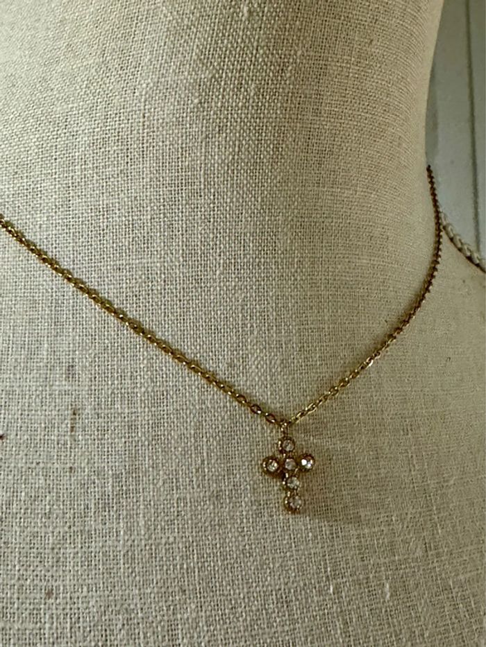 Collier réglable acier inoxydable or petit croix cristaux ronds - photo numéro 3