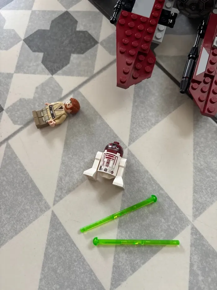 Lego star wars 75135 incomplet - photo numéro 2