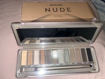 Palette NUDEde  Biocura (12 fards à paupières )