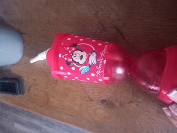 Gourde avec paille minnie, disneyland / verre minnie