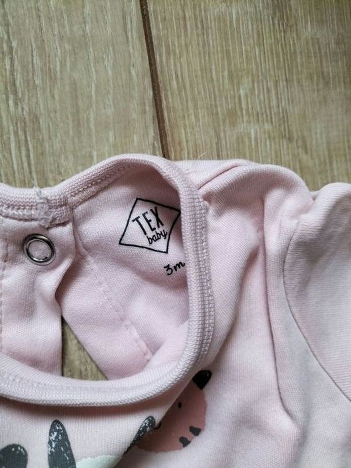 Pyjama tex baby 3 mois ( tâche) - photo numéro 2