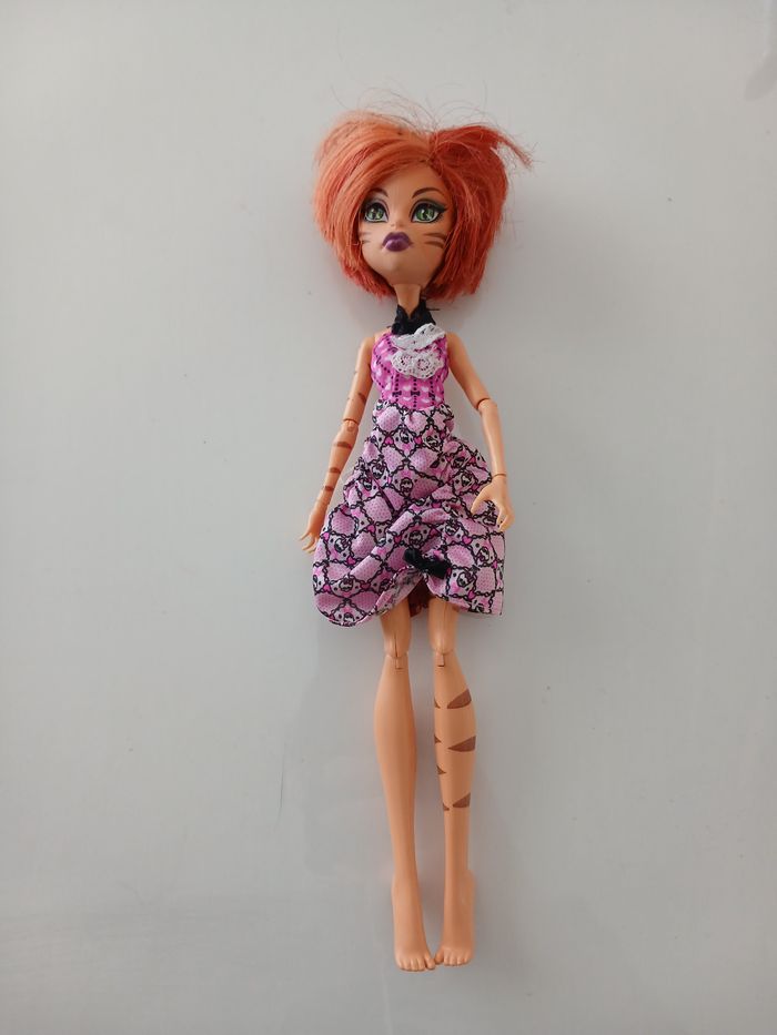 Poupée Monster High - Toralei Stripe - Mattel 2011 - photo numéro 1