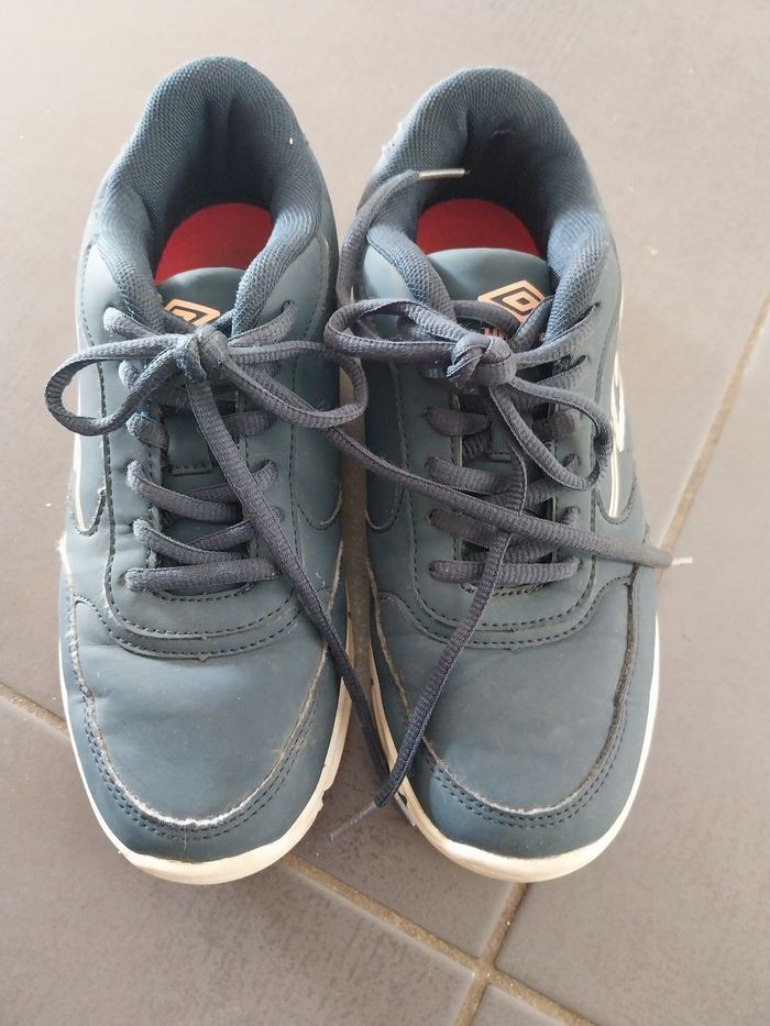Basket umbro fille