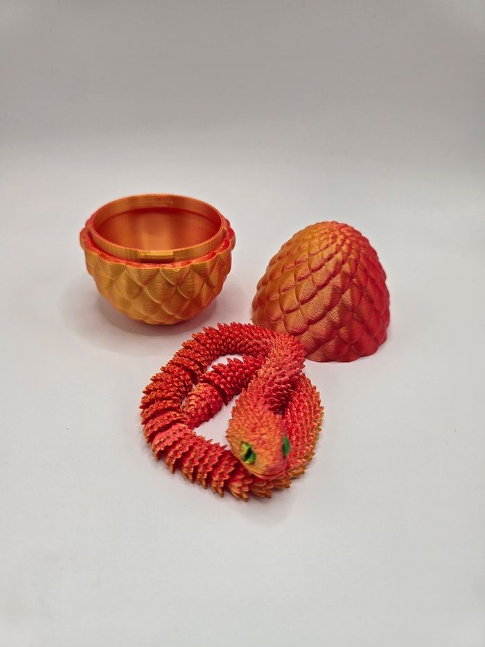 🐉Œuf style dragon en 3D  avec son serpent articulé assorti🐍.