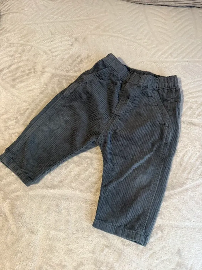 Pantalon léger en velours côtelé gris – H&M