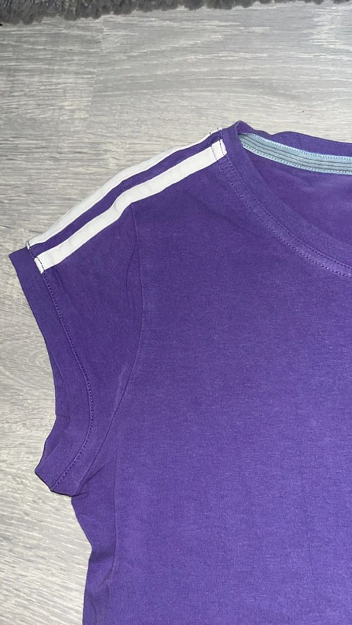 T-shirt violet - photo numéro 4