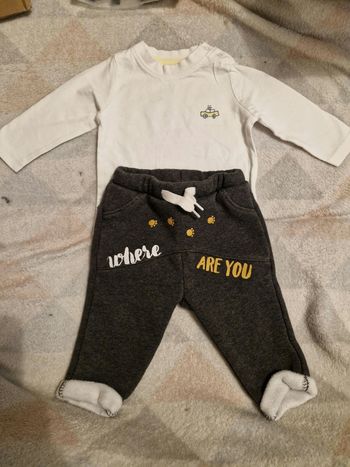 Ensemble pantalon 3 mois