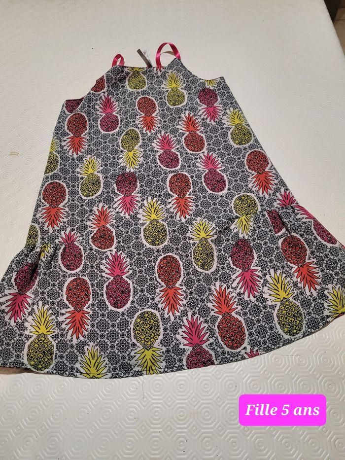 Robe 5 ans