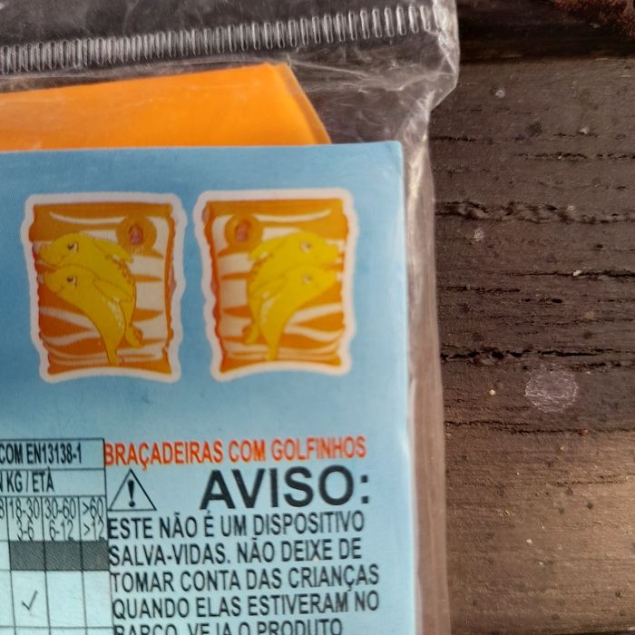 Vend brassards enfants jamais déballer