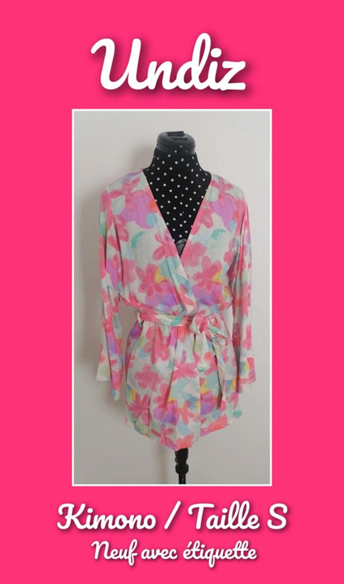 Kimono imprimé floral blanc rose Taille S Undiz