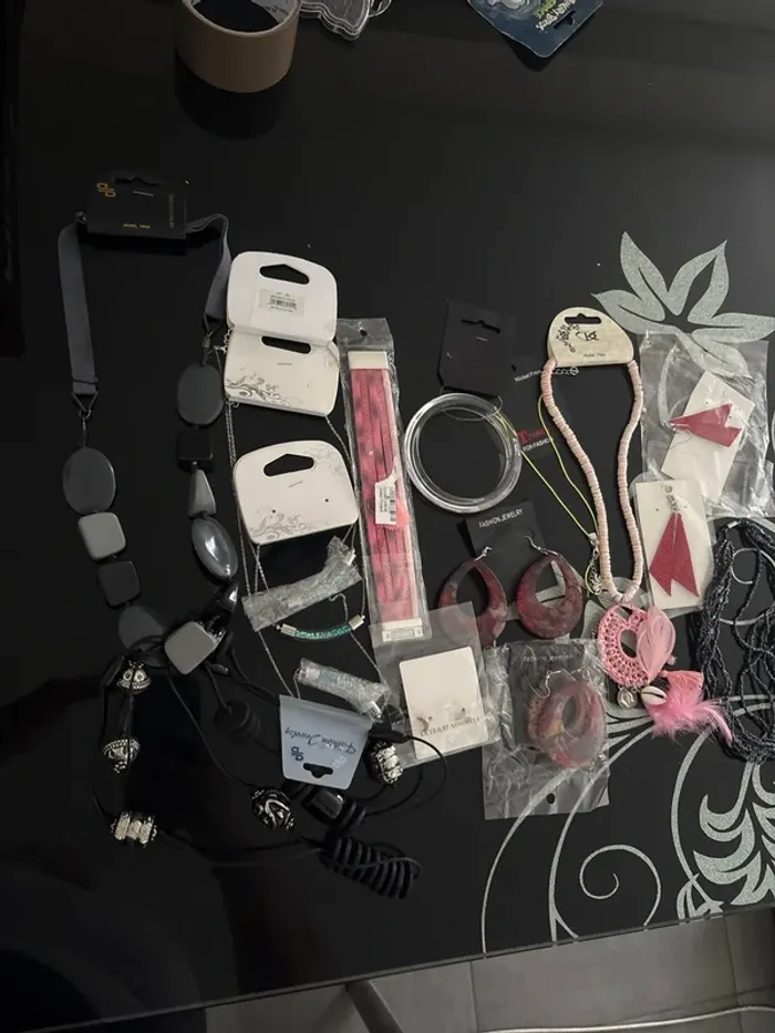 Lots de 15 bijoux