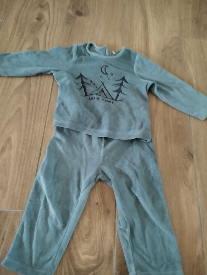 Lot de vêtements bébé garçon 24 mois