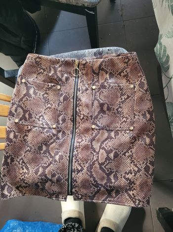 Jupe Boohoo taille 36