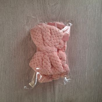 Bandeau rose pour femme - très doux avec nœud pour soins visage - NEUF avec étiquette
