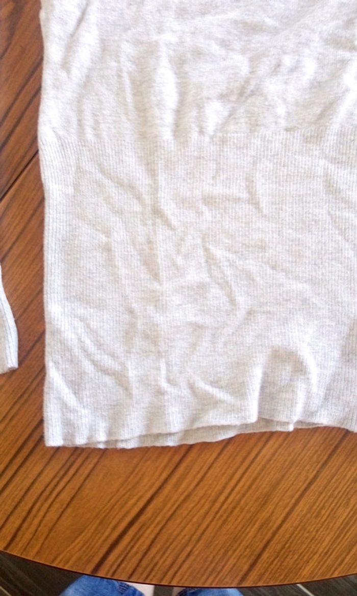 Pull col en V - photo numéro 3