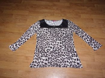 Tee shirt DPM panthère et noir taille 38 TBE